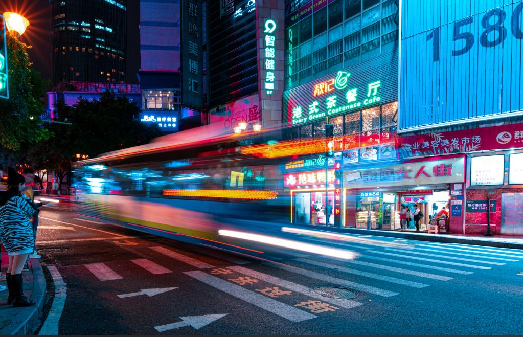 品牌LOGO全面焕新 开启全民闪充时代 北汽集团加速迈向跃升发展新征程