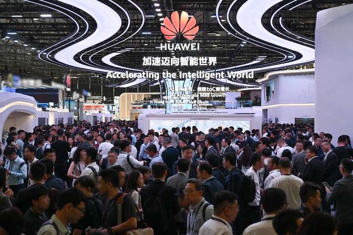 华为助力全球运营商加速发展5G-A，共筑AItoX新价值