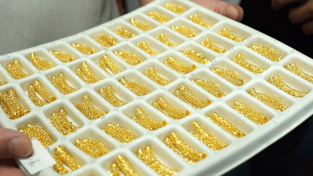 闪铸科技MJP喷蜡3D打印机荣获2024年度全球销量第一，稳居珠宝制造赛道隐形冠军