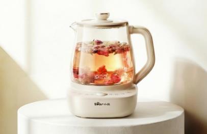 By defining the product based on safety and health standards, the Little Bear all-glass health preservation kettle has won the Good Product Award.