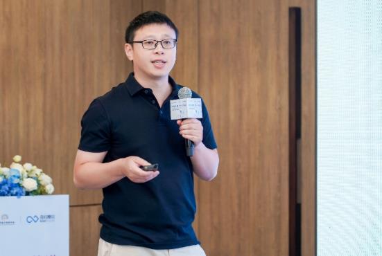九章云极陈静力：高性能存储破局算力“饥渴症”，让每一分算力投入都“看得见回报”
